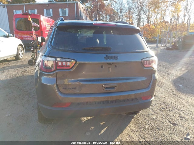 Jeep Compass Altitude 4x4 2018 3C4NJDBB2JT325410 Image 16