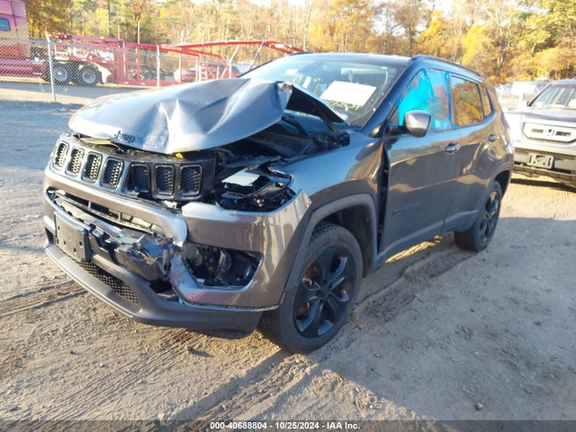 3C4NJDBB2JT325410 Jeep Compass Altitude 4x4