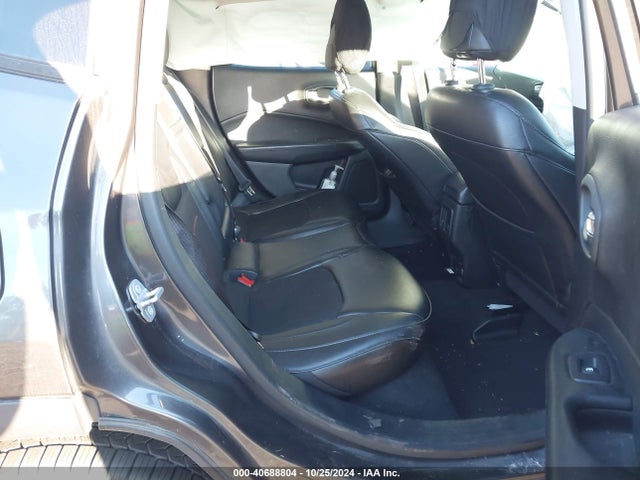3C4NJDBB2JT325410 Jeep Compass Altitude 4x4