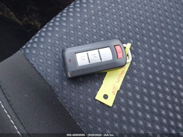 2017 MITSUBISHI OUTLANDER JA4AD3A38HZ023790 Photo 10