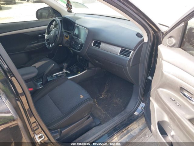 2017 MITSUBISHI OUTLANDER JA4AD3A38HZ023790 Photo 4