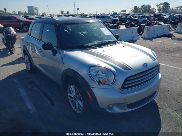 2011 MINI COOPER COUNTRYMAN WMWZB3C5XBWM00932 Photo 5