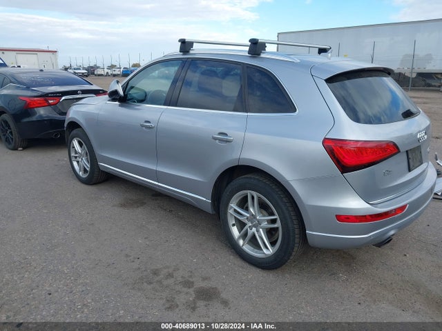 Audi Q5 2.0t Premium 2016 WA1L2AFP2GA058577 Image 3