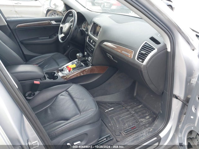 Audi Q5 2.0t Premium 2016 WA1L2AFP2GA058577 Image 5