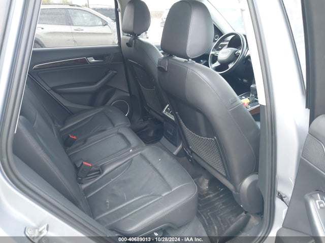 Audi Q5 2.0t Premium 2016 WA1L2AFP2GA058577 Image 8