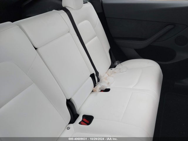 2024 TESLA MODEL Y 7SAYGDEE8RF036837 Photo 7