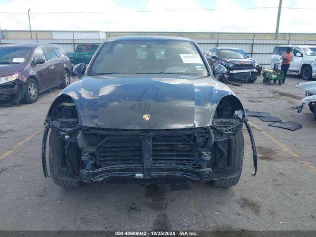 WP1AA2A23HKA83676 Porsche Cayenne Platinum Edition