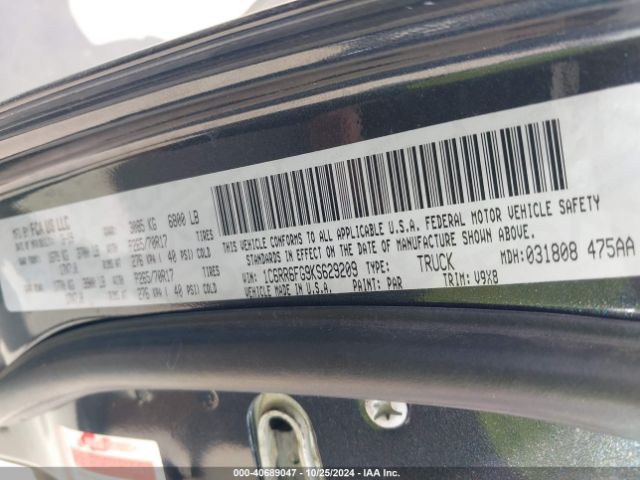 1C6RR6FG9KS629209 RAM 1500 Classic Tradesman  4x2 6'4 Box