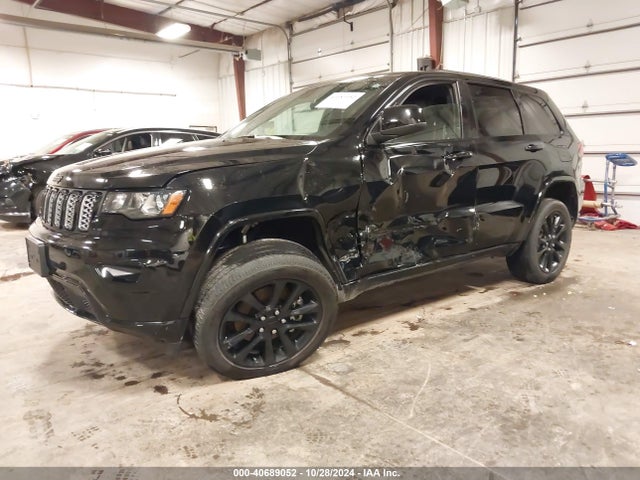 1C4RJFAG2MC782308 Jeep Grand Cherokee Laredo X 4x4