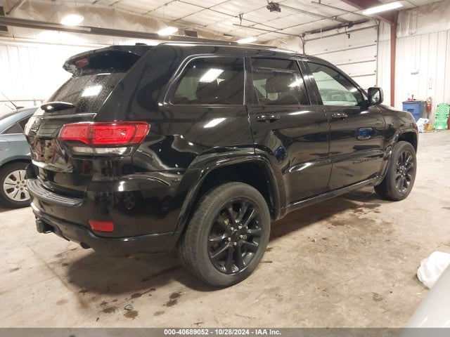 1C4RJFAG2MC782308 Jeep Grand Cherokee Laredo X 4x4