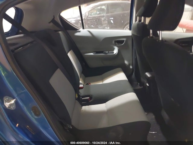 JTDKDTB32E1071725 Toyota Prius C Two