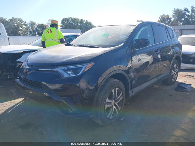 Toyota RAV4 LE 2018 2T3ZFREV4JW521279 Image 2