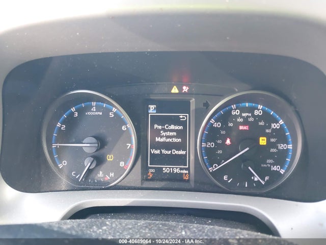 Toyota RAV4 LE 2018 2T3ZFREV4JW521279 Image 7