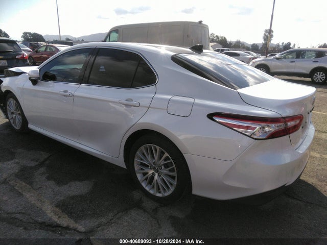 Toyota CAMRY XLE 2019 4T1B11HK7KU789014 Image 3