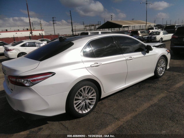 Toyota CAMRY XLE 2019 4T1B11HK7KU789014 Image 4