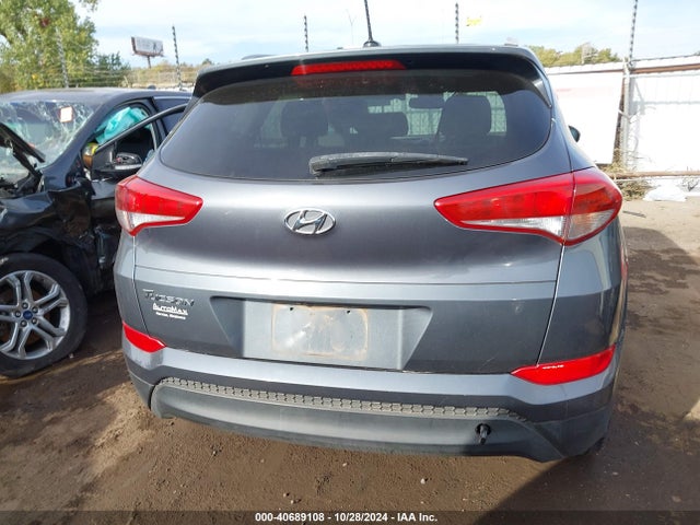 Hyundai TUCSON SE 2017 KM8J33A47HU525586 Image 16