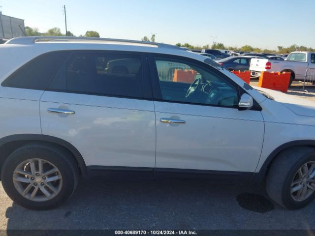 5XYKT3A63FG558464 KIA SORENTO LX