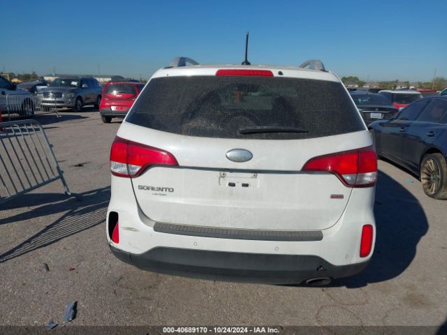 5XYKT3A63FG558464 KIA SORENTO LX