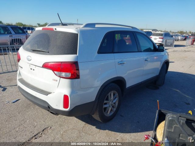 5XYKT3A63FG558464 KIA SORENTO LX