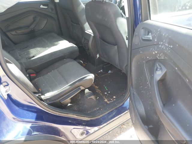 1FMCU9G94GUB59516 Ford ESCAPE SE