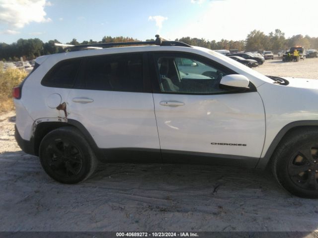 1C4PJMCB2FW775177 Jeep Cherokee Latitude Altitude