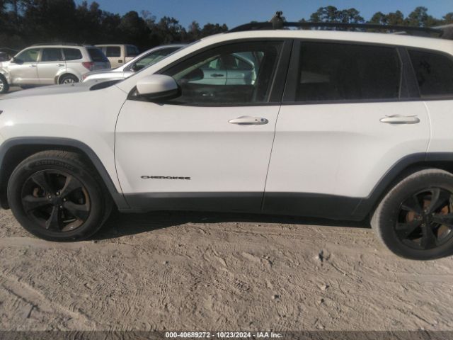 1C4PJMCB2FW775177 Jeep Cherokee Latitude Altitude