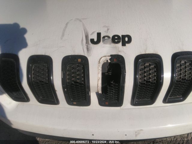 1C4PJMCB2FW775177 Jeep Cherokee Latitude Altitude