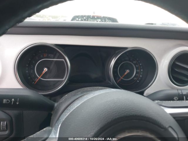 1C6HJTAG4LL109990 Jeep Gladiator Sport S 4x4