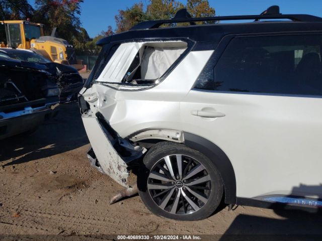 5N1DR3DK3PC230186 Nissan Pathfinder Platinum 4wd