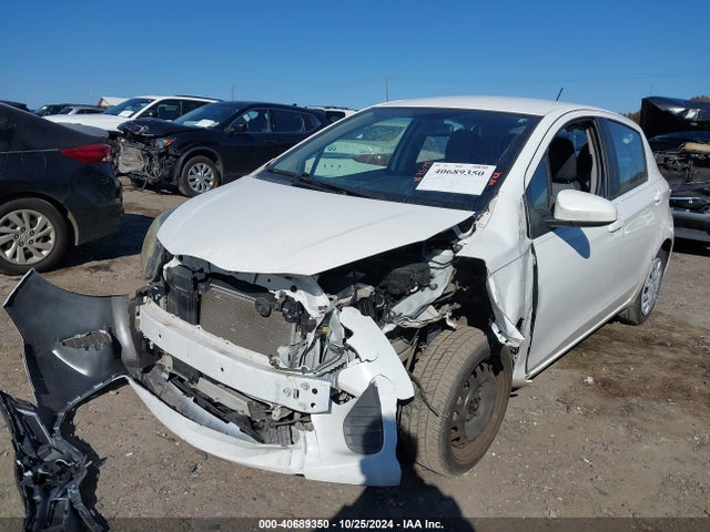 VNKKTUD33GA056215 Toyota YARIS L
