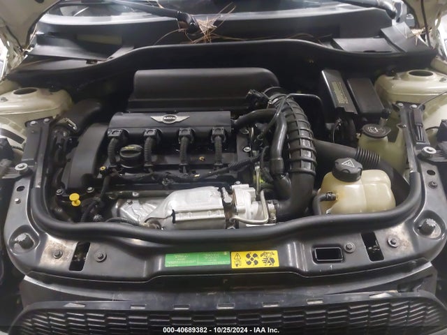 2009 MINI COOPER S CLUBMAN WMWMM33559TP74462 Photo 9