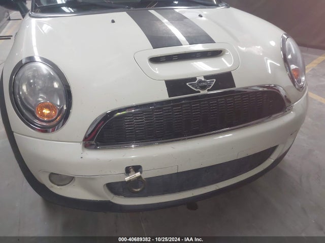 2009 MINI COOPER S CLUBMAN WMWMM33559TP74462 Photo 5