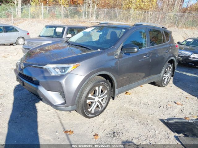 JTMBFREV6HJ137515 Toyota RAV4 LE