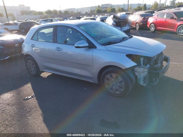 3KPA25AB7KE209614 KIA Rio 5-door S