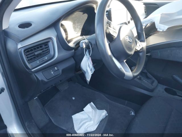 3KPA25AB7KE209614 KIA Rio 5-door S