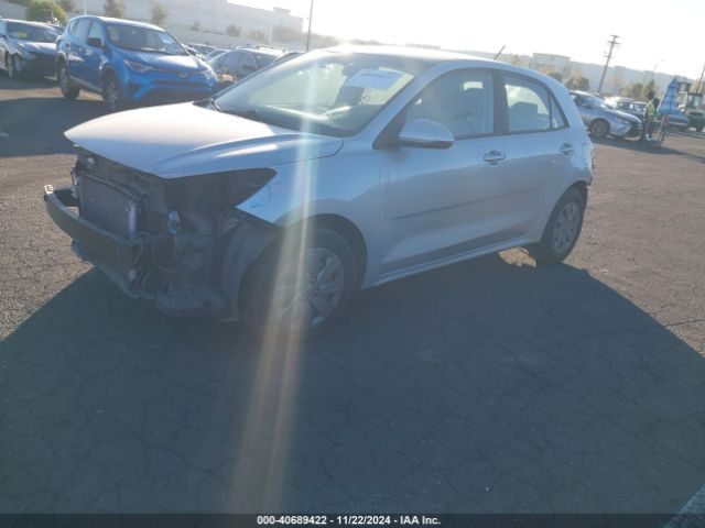 3KPA25AB7KE209614 KIA Rio 5-door S