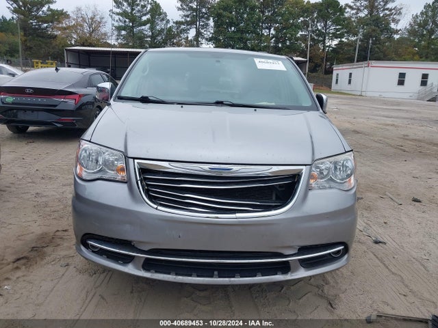 2C4RC1CG0GR188841 Chrysler Town & Country Touring-l Anniversary Edition