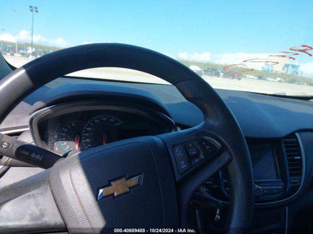 3GNCJKSB3JL407567 Chevrolet TRAX LS