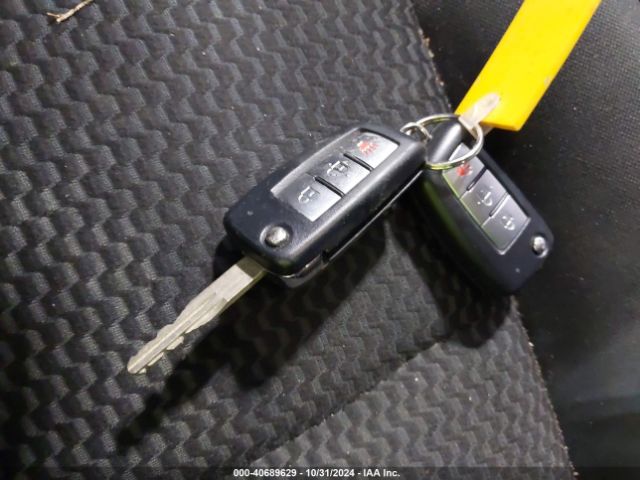 JN1BJ1CRXHW120812 Nissan Rogue Sport S