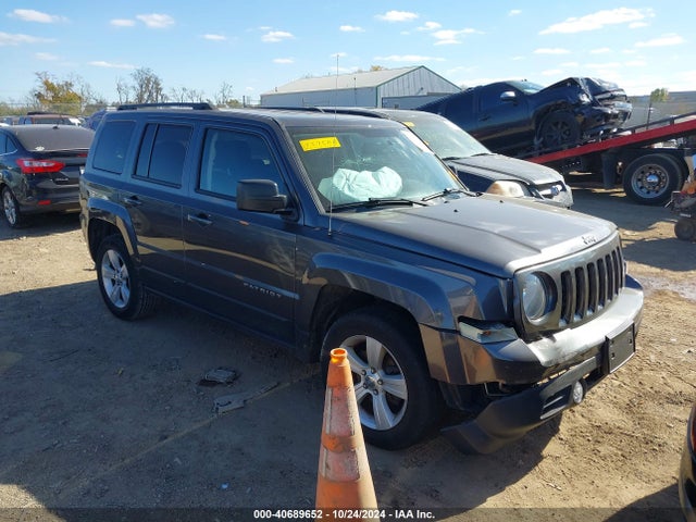 1C4NJRBB5GD737588 auction archive image