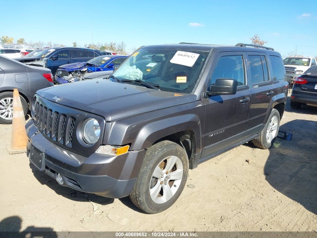 1C4NJRBB5GD737588 Jeep Patriot Sport