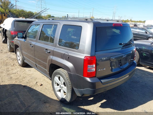1C4NJRBB5GD737588 Jeep Patriot Sport