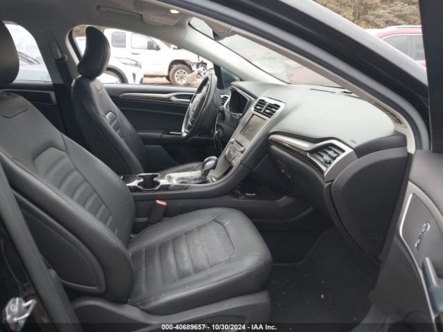 3FA6P0HD0GR128753 Ford FUSION SE