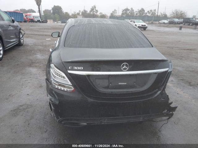 55SWF4JB2GU125737 Mercedes-Benz C 300 Luxury/sport