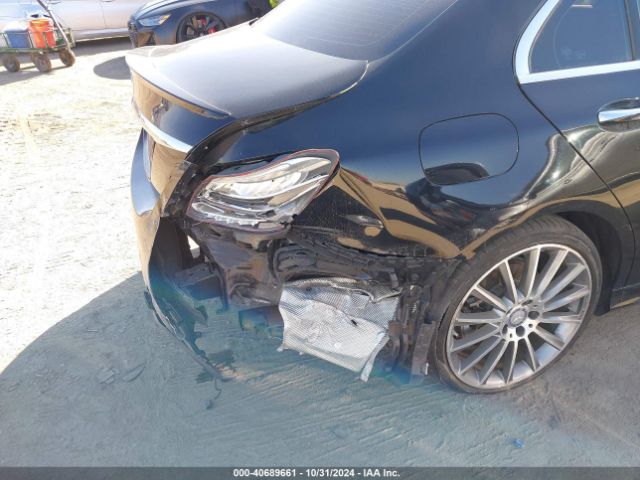 55SWF4JB2GU125737 Mercedes-Benz C 300 Luxury/sport