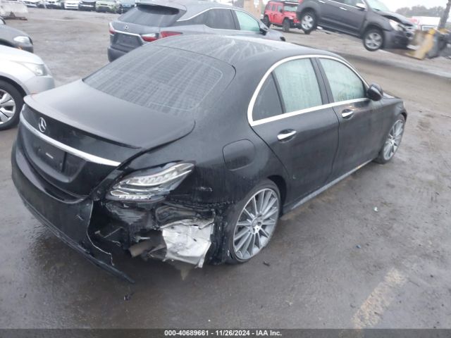 55SWF4JB2GU125737 Mercedes-Benz C 300 Luxury/sport