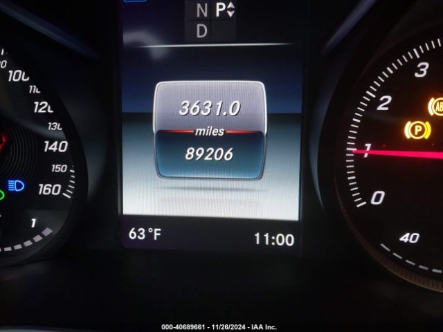 55SWF4JB2GU125737 Mercedes-Benz C 300 Luxury/sport