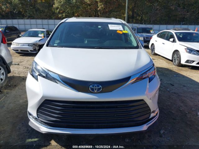 5TDYRKEC7NS119112 Toyota SIENNA XLE