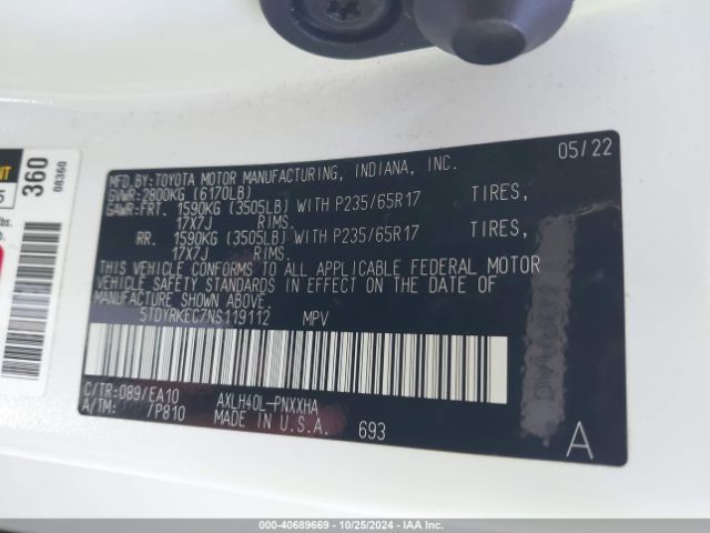 5TDYRKEC7NS119112 Toyota SIENNA XLE