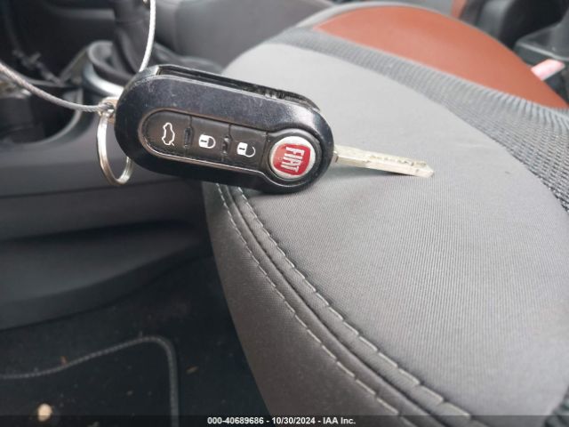 ZFBCFADH9EZ019833 Fiat 500L TREKKING